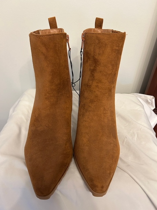 Maurices Shoes - Maurice’s Women's Pointed Toe Suede Ankle Boots - Tan size 9